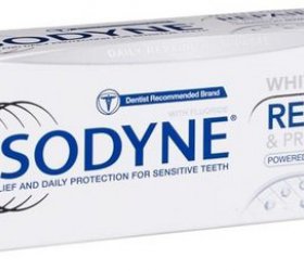 Kem đánh răng Sensodyne Whitening Repair & Protect 100g của Úc